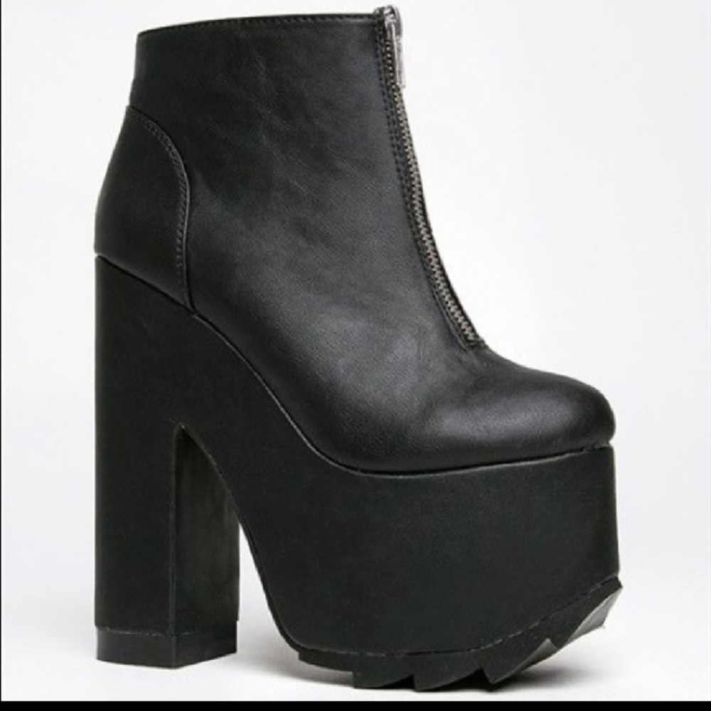 YRU Nightmare Platform Boots 9